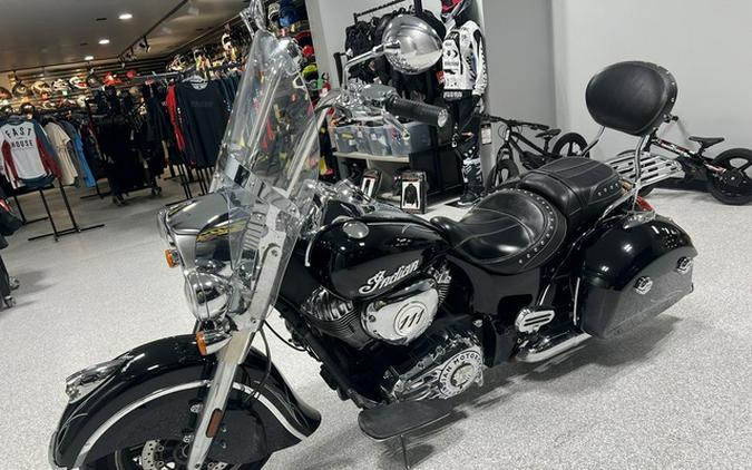 2016 Indian Springfield Thunder Black