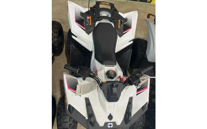 2023 Polaris Industries Outlaw 70 EFI White/Pink