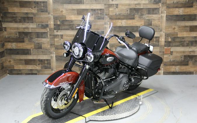 2024 Harley-Davidson Heritage Classic Red Rock / Vivid Black