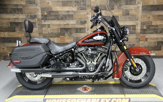 2024 Harley-Davidson Heritage Classic Red Rock / Vivid Black