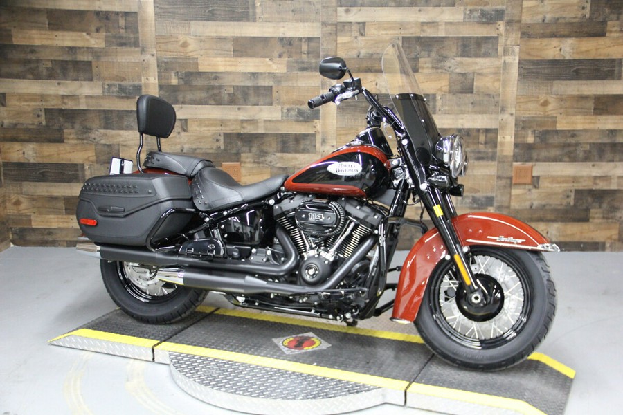 2024 Harley-Davidson Heritage Classic Red Rock / Vivid Black