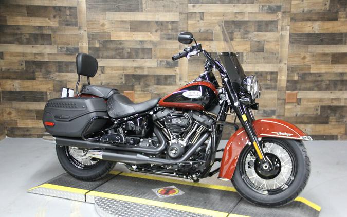 2024 Harley-Davidson Heritage Classic Red Rock / Vivid Black