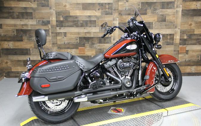 2024 Harley-Davidson Heritage Classic Red Rock / Vivid Black