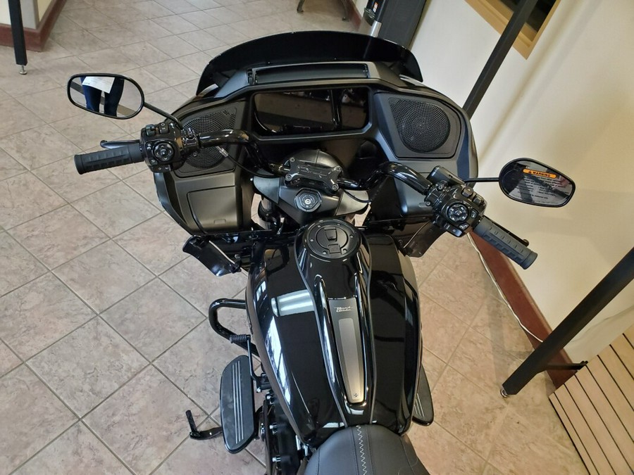 2024 Harley-Davidson Road Glide™ Vivid Black - Black Finish