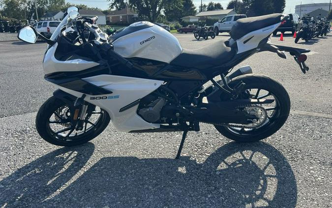 2025 CFMOTO 300SS