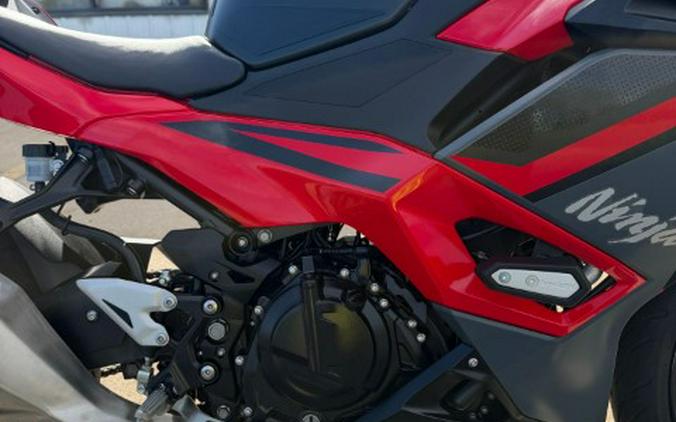 2025 Kawasaki NINJA 500 SE ABS