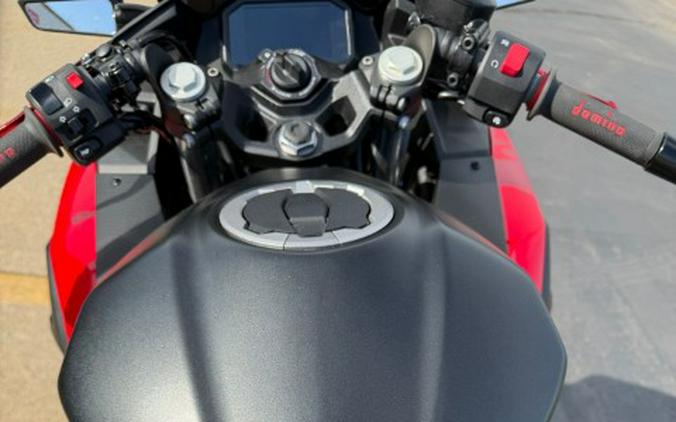 2025 Kawasaki NINJA 500 SE ABS