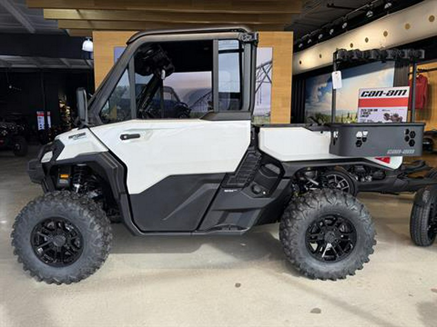 2026 Can-Am Defender Limited HD11