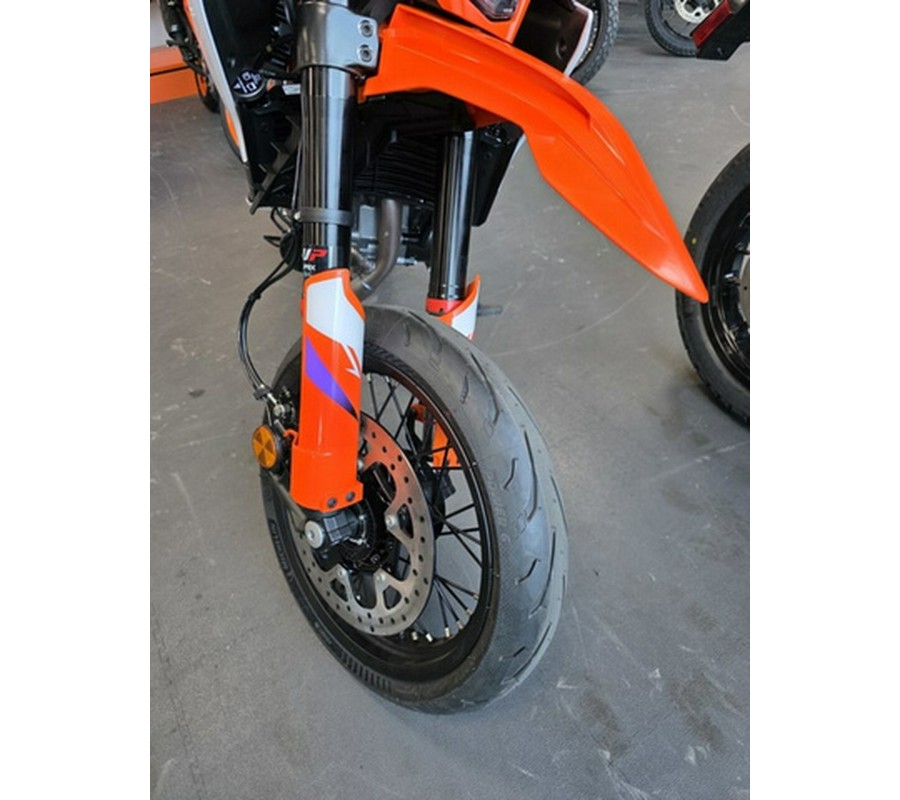 2026 KTM SMC 390 R