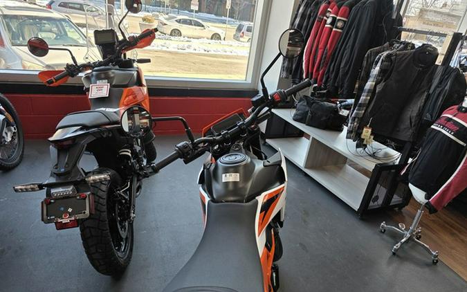 2026 KTM SMC 390 R