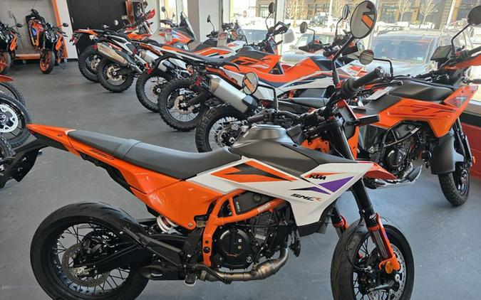 2026 KTM SMC 390 R