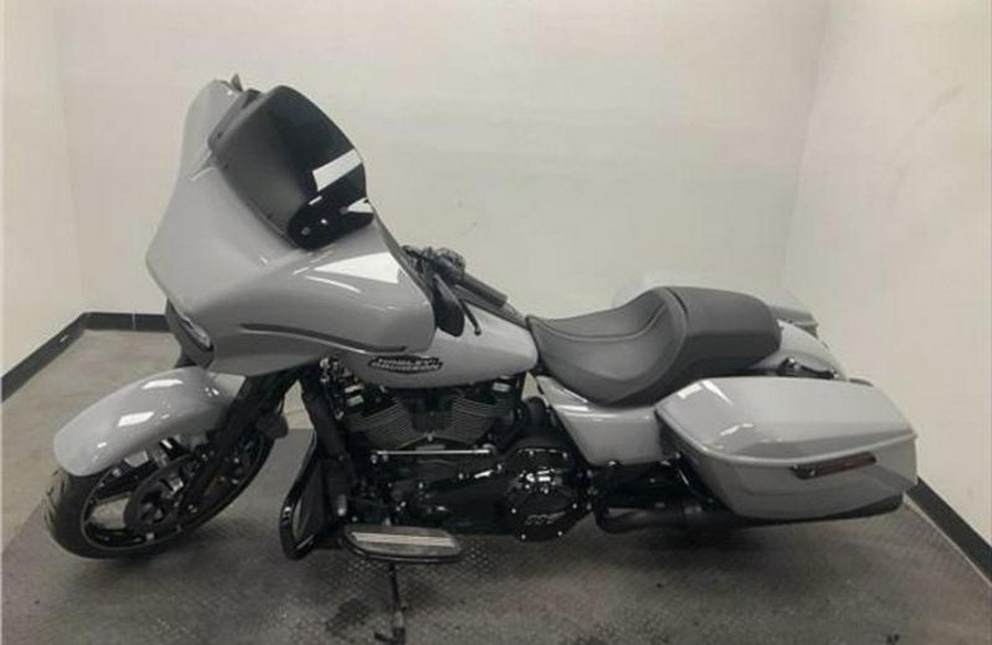 2025 Harley-Davidson® FLHX - Street Glide®