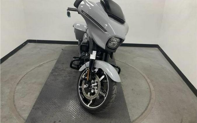 2025 Harley-Davidson® FLHX - Street Glide®