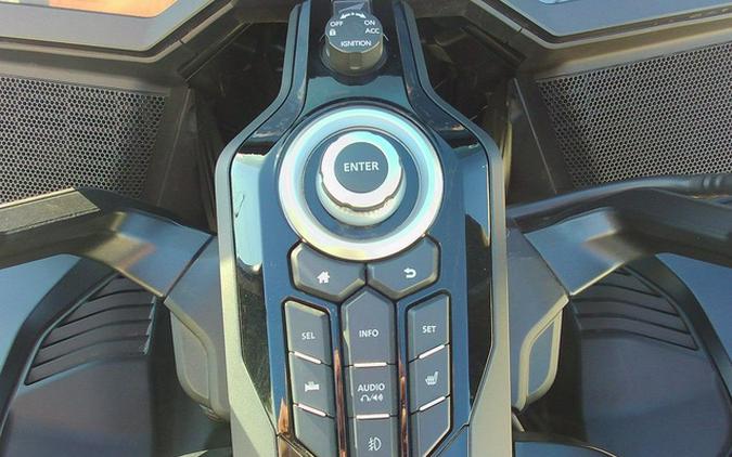2021 Honda GL1800DM