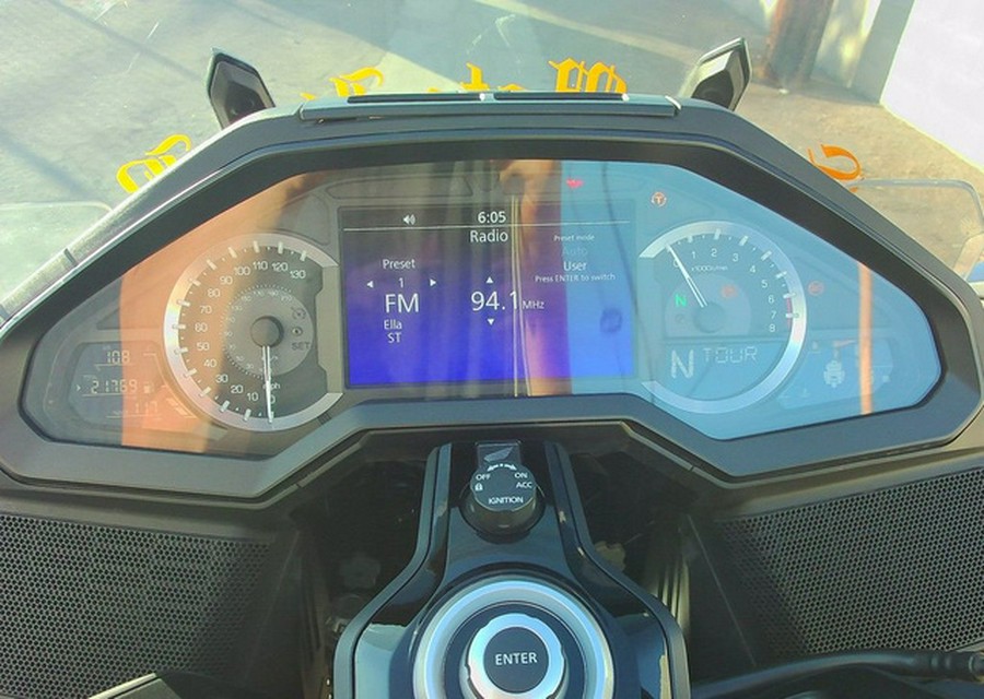 2021 Honda GL1800DM