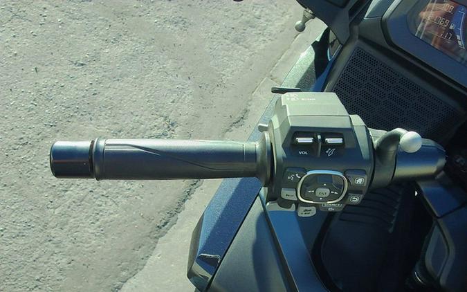 2021 Honda GL1800DM