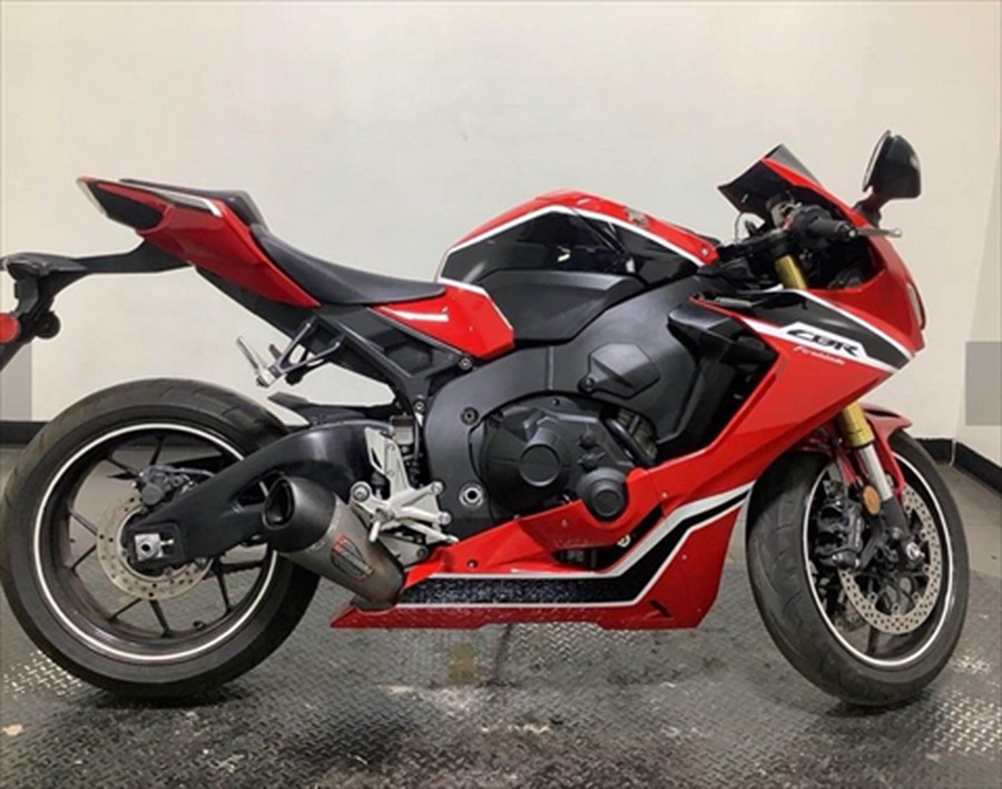 2021 Honda CBR1000RR