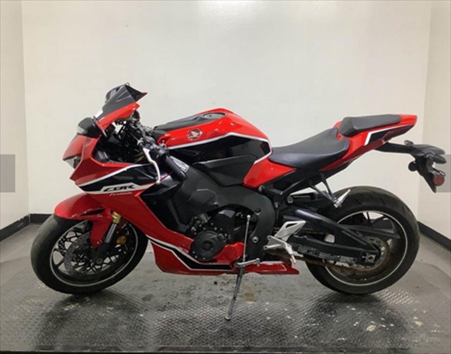 2021 Honda CBR1000RR