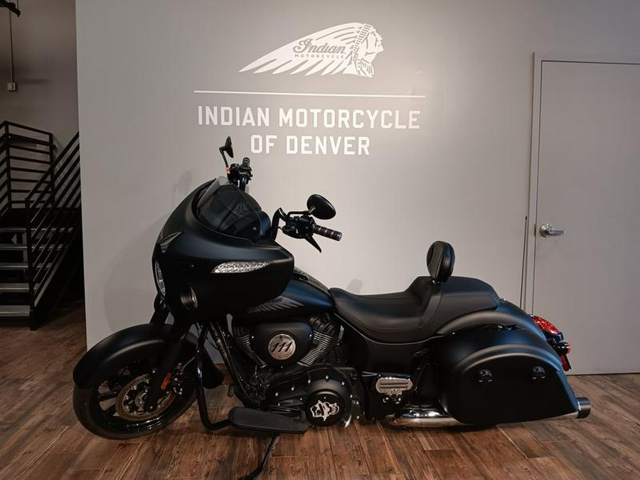 2018 Indian Motorcycle® Chieftain® Dark Horse® ABS Thunder Black Smoke