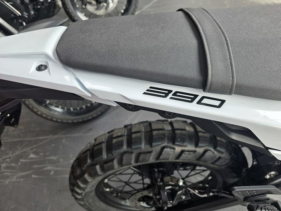 2026 KTM Enduro 390 R