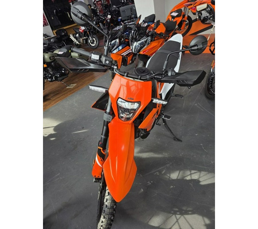 2026 KTM Enduro 390 R