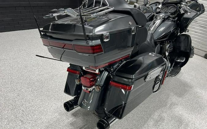 2011 Harley-Davidson FLTRUSE - CVO Road Glide Ultra