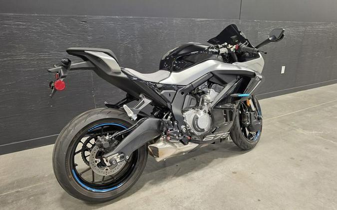 2025 CFMOTO SS 675