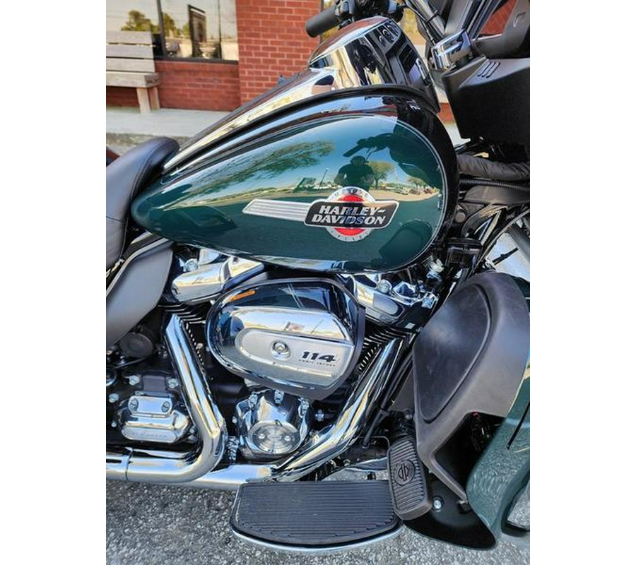 2024 Harley-Davidson® FLHTCUTG - Tri Glide® Ultra