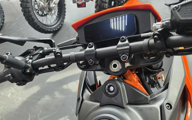 2026 KTM Enduro 390 R