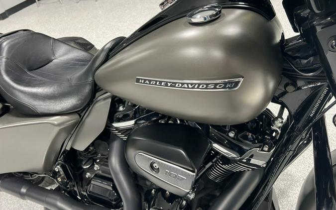 2018 Harley-Davidson FLHRXS - Road King Special