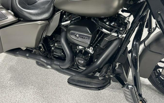 2018 Harley-Davidson FLHRXS - Road King Special