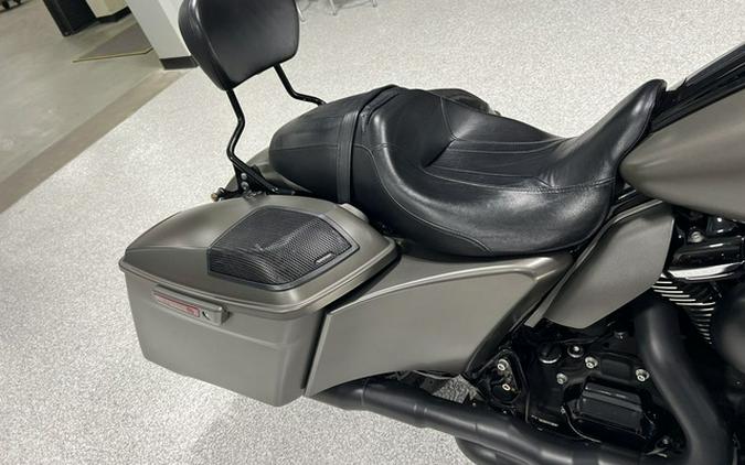 2018 Harley-Davidson FLHRXS - Road King Special