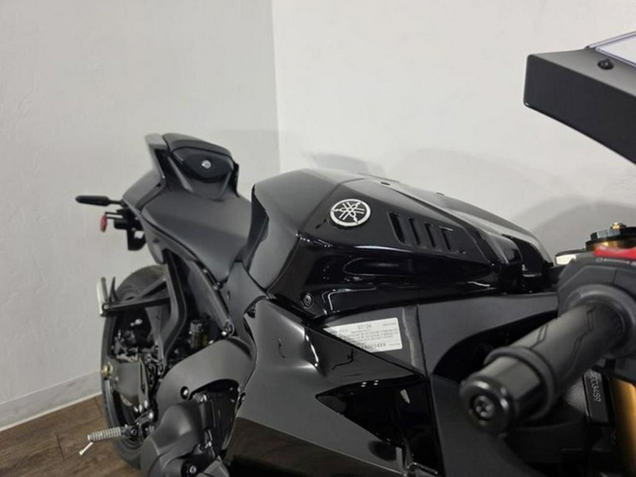 2027 Yamaha YZF-R9