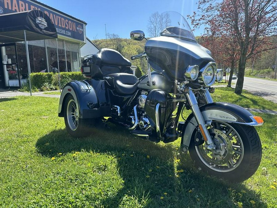 2013 Harley-Davidson® FLHTCUTG - Tri Glide® Ultra Classic®