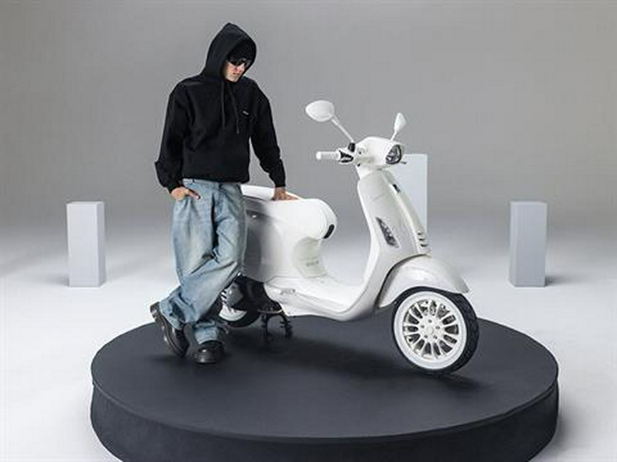 2023 Vespa Sprint 150 Justin Bieber x Vespa