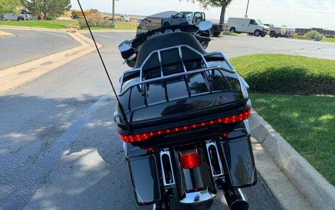 2017 Harley-Davidson Ultra Limited Black Quartz