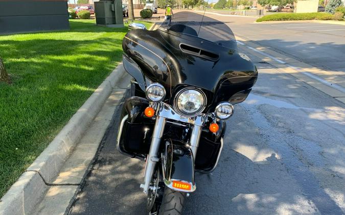 2017 Harley-Davidson Ultra Limited Black Quartz