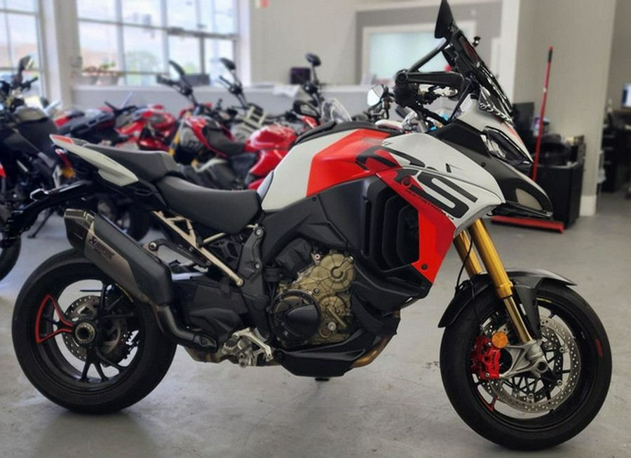 2024 Ducati Multistrada V4 RS