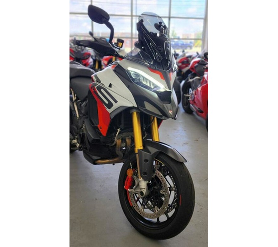 2024 Ducati Multistrada V4 RS
