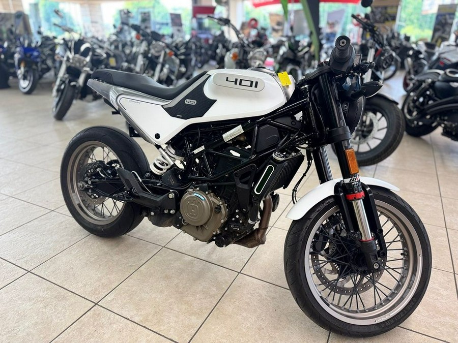 2022 Husqvarna® Svartpilen 401
