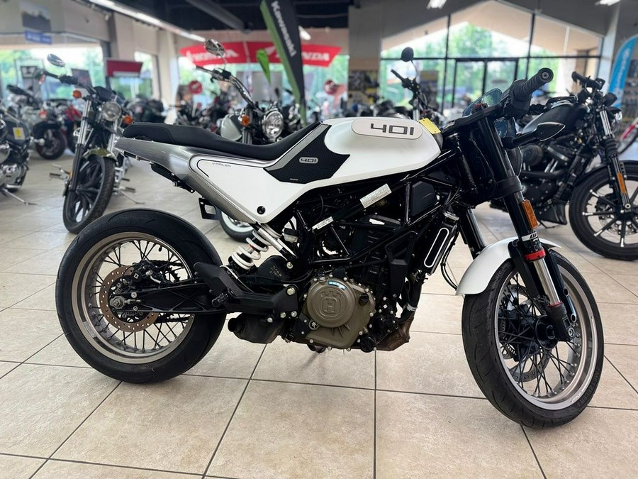2022 Husqvarna® Svartpilen 401