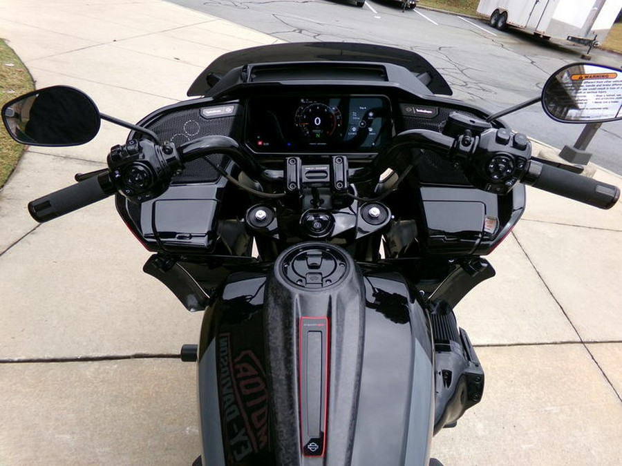 2025 Harley-Davidson® FLTRXSTSE - CVO™ Road Glide® ST