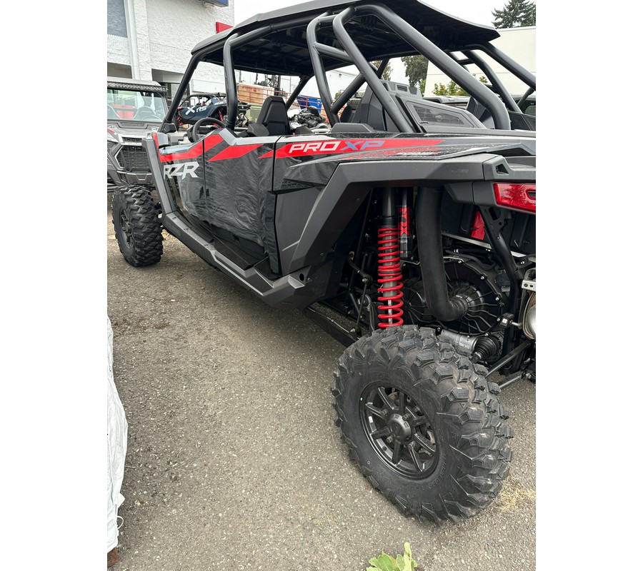2025 Polaris RZR PRO XP 4 ULTIMATE-ONYX BLACK
