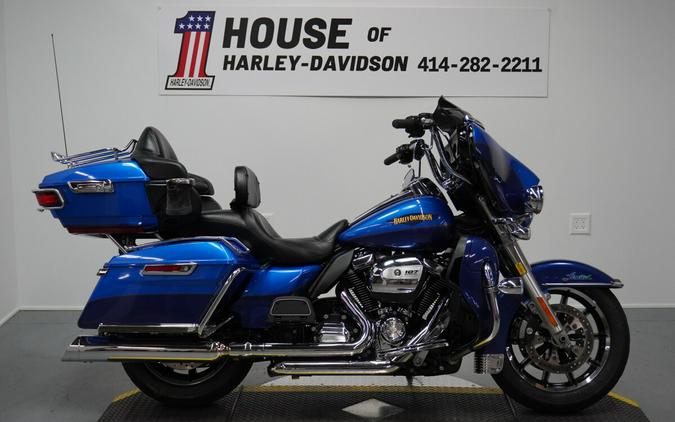 2017 Harley-Davidson® Ultra Limited Custom Colour Bonneville Blue/Fathom Blue