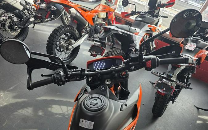 2026 KTM Enduro 390 R