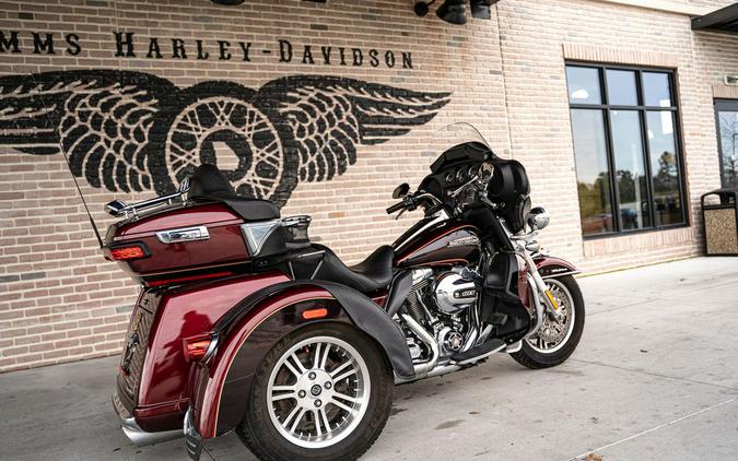 2014 Harley-Davidson® FLHTCUTG - Tri Glide® Ultra