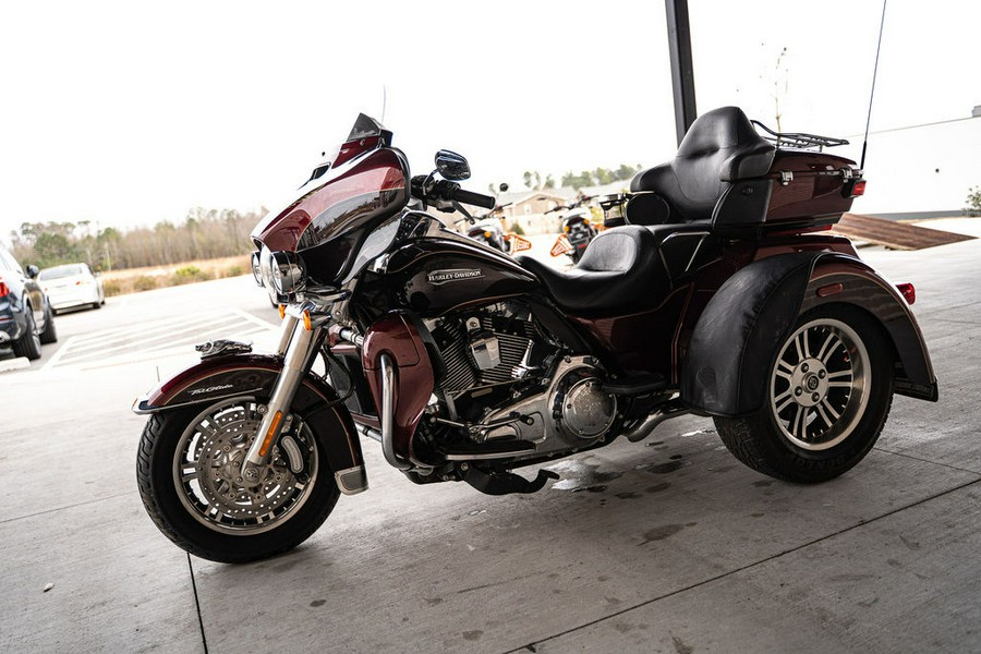 2014 Harley-Davidson® FLHTCUTG - Tri Glide® Ultra