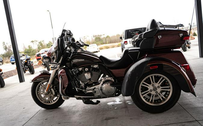 2014 Harley-Davidson® FLHTCUTG - Tri Glide® Ultra