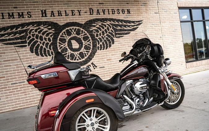2014 Harley-Davidson® FLHTCUTG - Tri Glide® Ultra