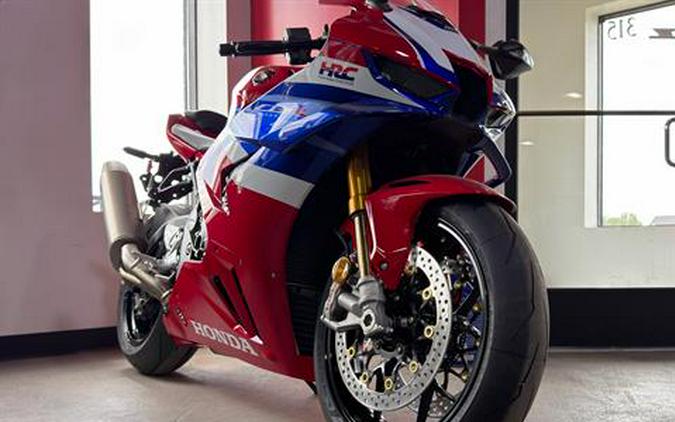 2026 Honda CBR1000RR-R Fireblade SP